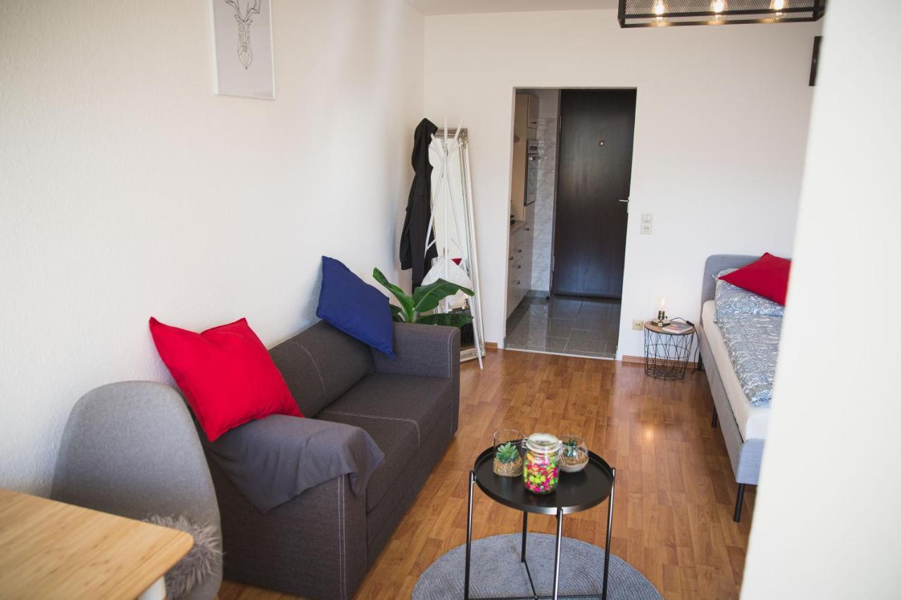 וייבלינגן ☆ Gemuetliches Apartment In Der Naehe Von Stuttgart מראה חיצוני תמונה