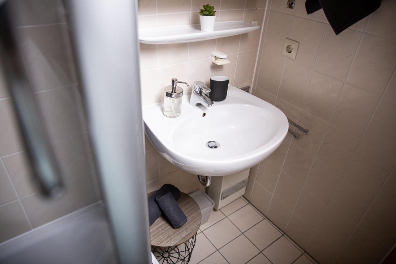 וייבלינגן ☆ Gemuetliches Apartment In Der Naehe Von Stuttgart מראה חיצוני תמונה