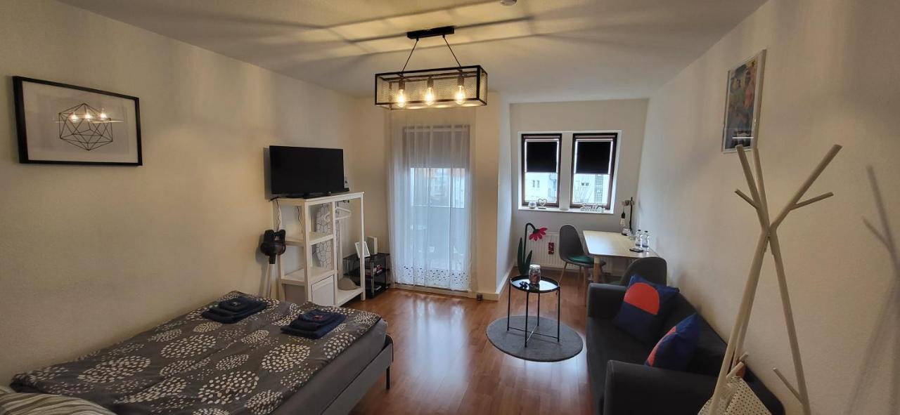 וייבלינגן ☆ Gemuetliches Apartment In Der Naehe Von Stuttgart מראה חיצוני תמונה